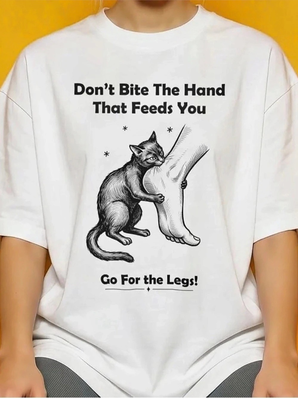 Graphic Funny Cat Bite Tee in White For Men’s